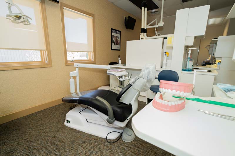 The patient exam room at Family Dental Practice in Kokomo IN. 
